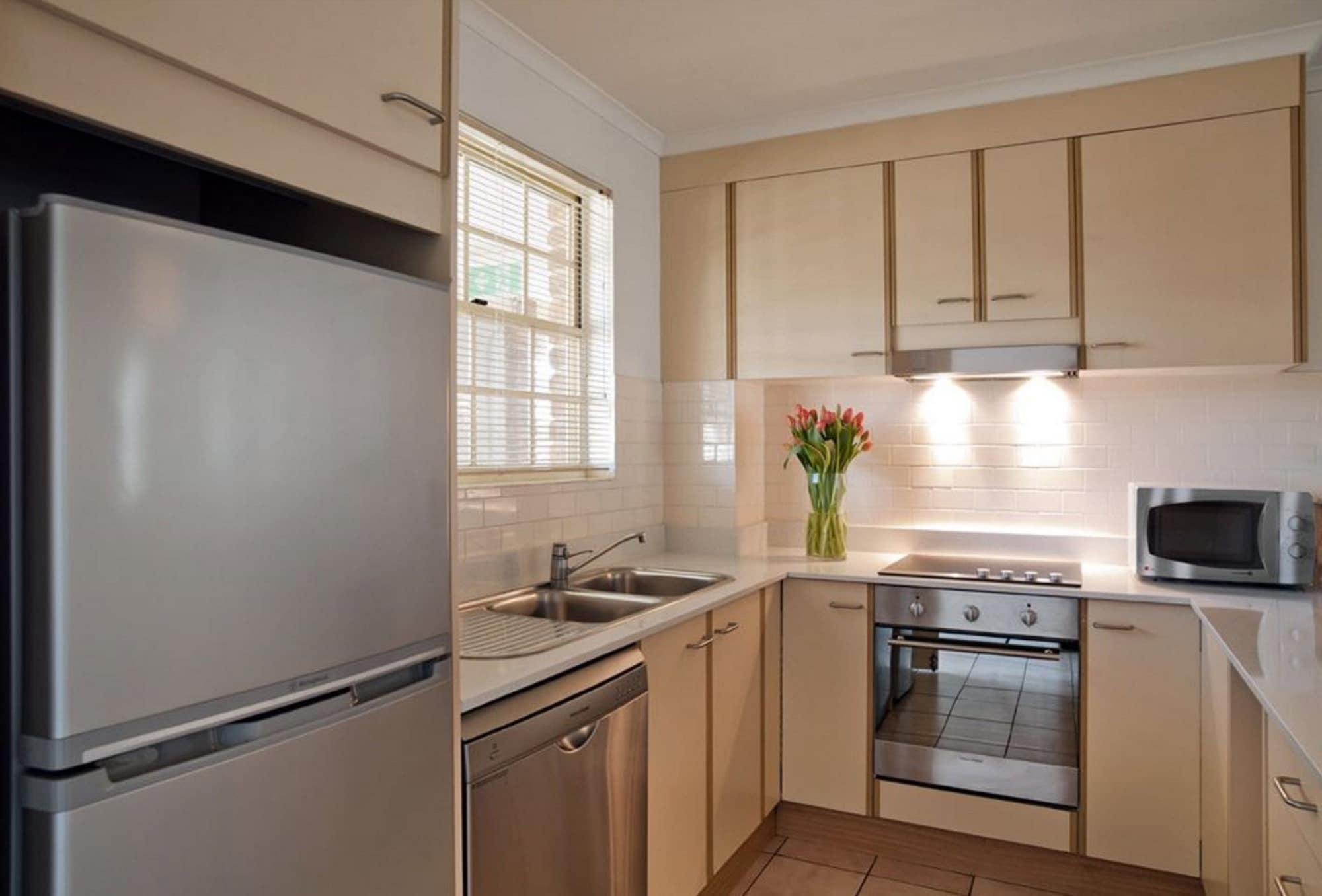Adina Serviced Apartments Canberra Kingston Esterno foto