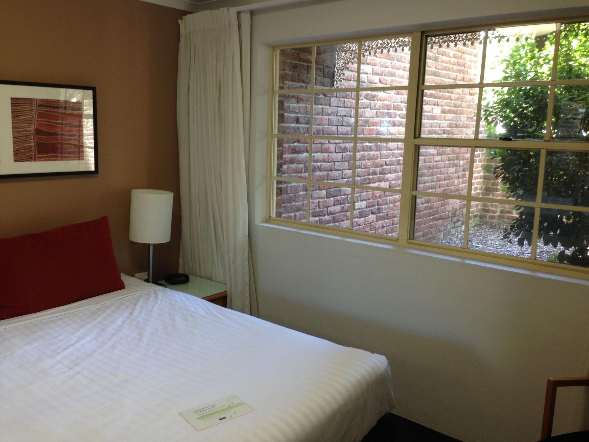 Adina Serviced Apartments Canberra Kingston Esterno foto