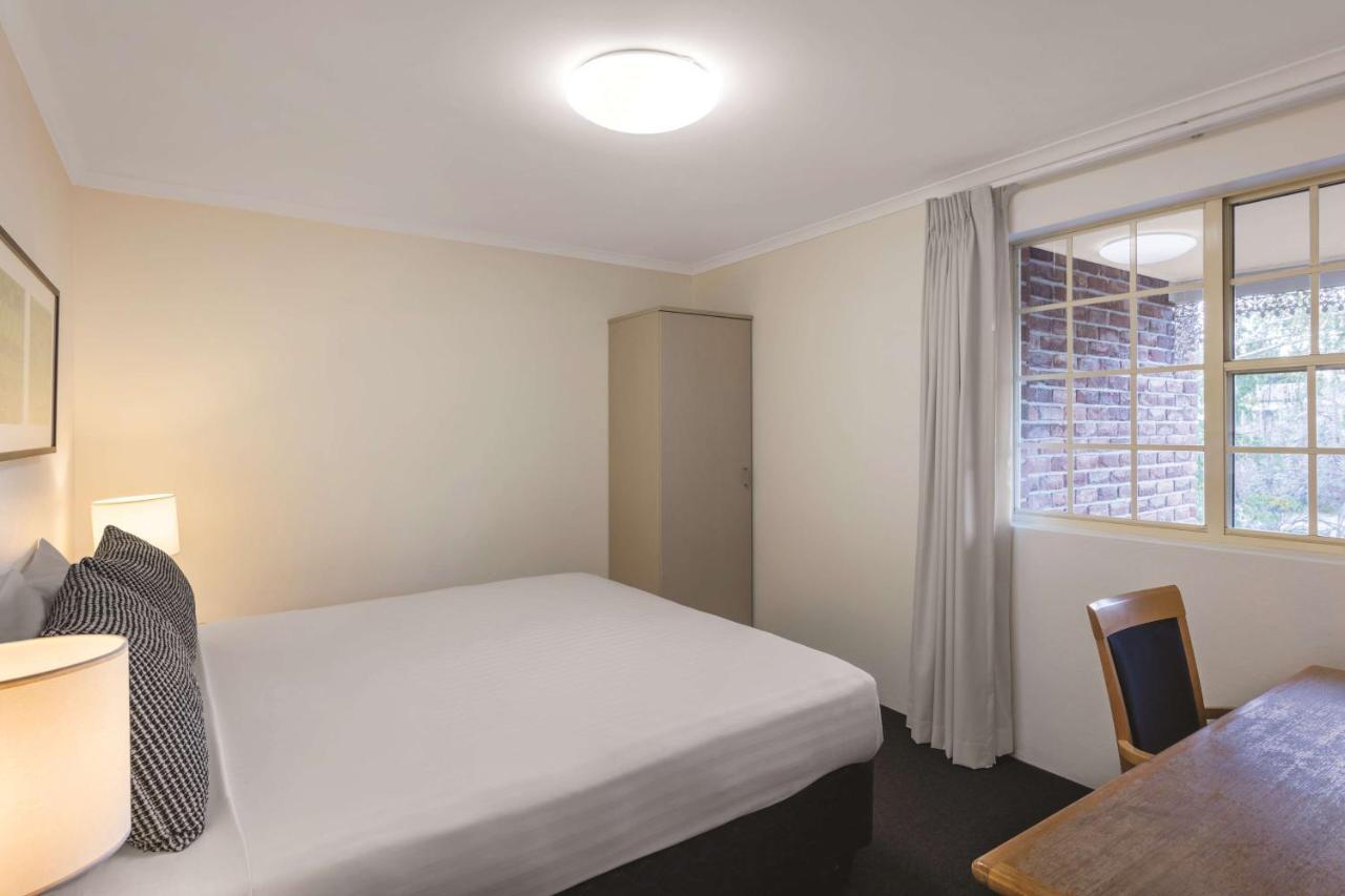 Adina Serviced Apartments Canberra Kingston Esterno foto
