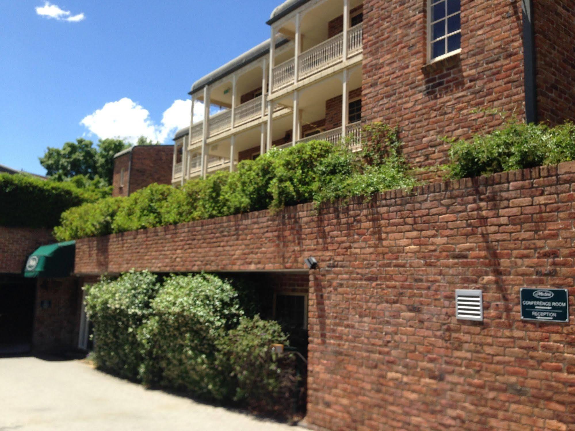 Adina Serviced Apartments Canberra Kingston Esterno foto